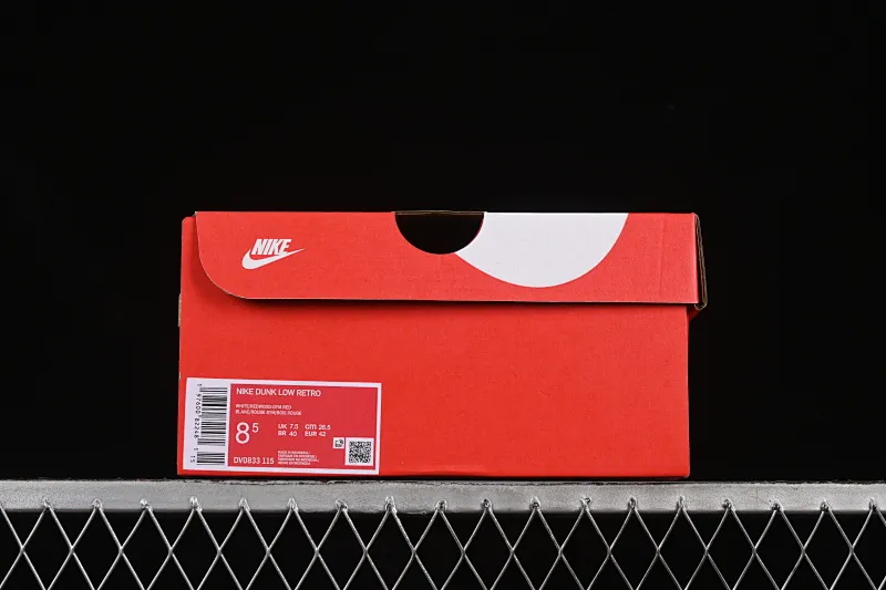 All categories Nk SB Dunk series Nk SB Dunk Low low-top sneakers Nike SB Dunk Low burgundy low-top casual sneakers DV0833-115